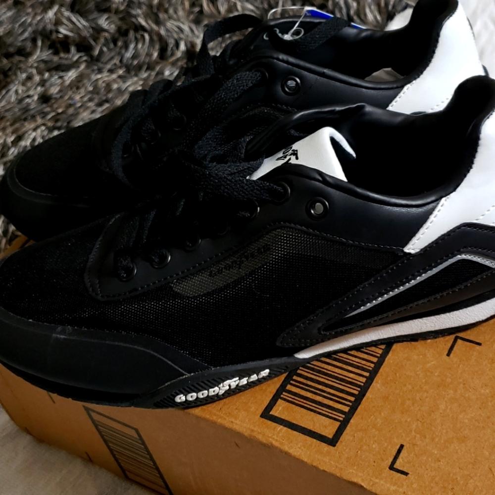 Women/Men Sneaker